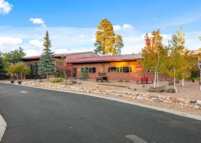 Juniper-lodge By Roundhouse And Apartment Indian Pine
